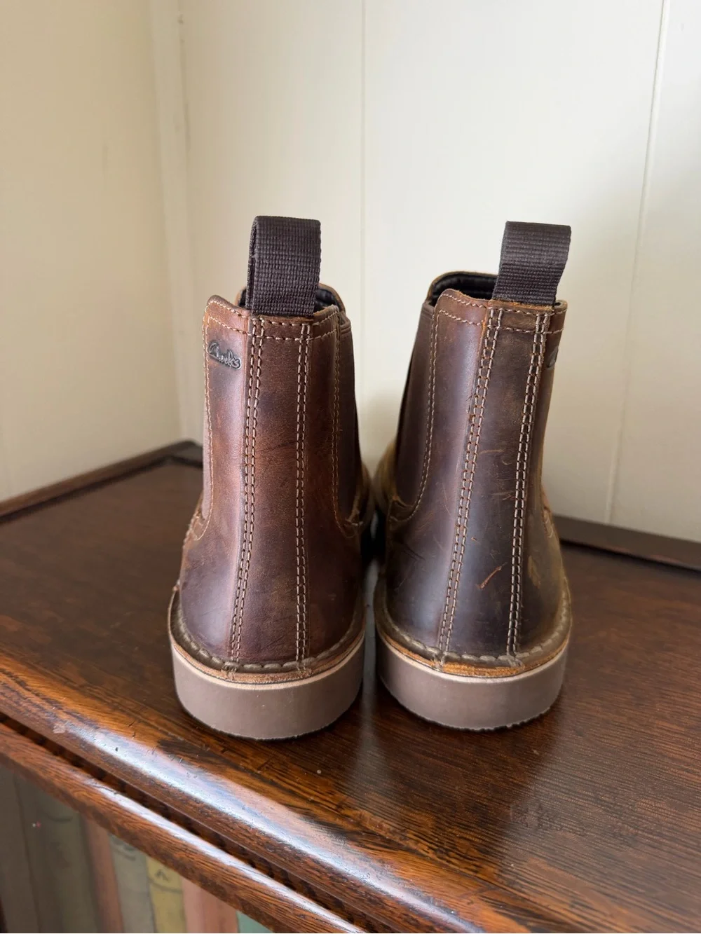 Clarks slip chelsea